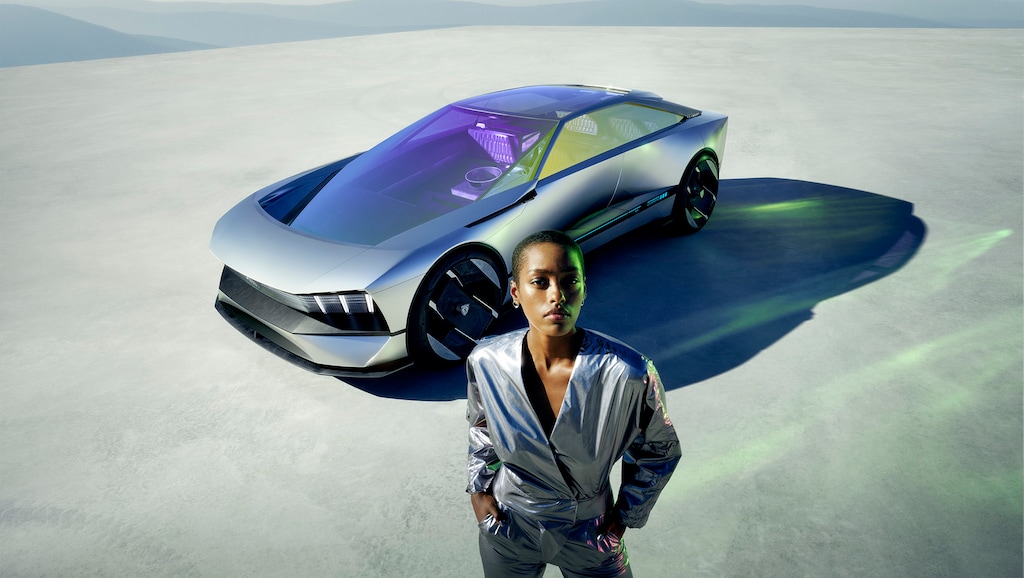 NEW 408 PLUG-IN HYBRID FIRST EDITION